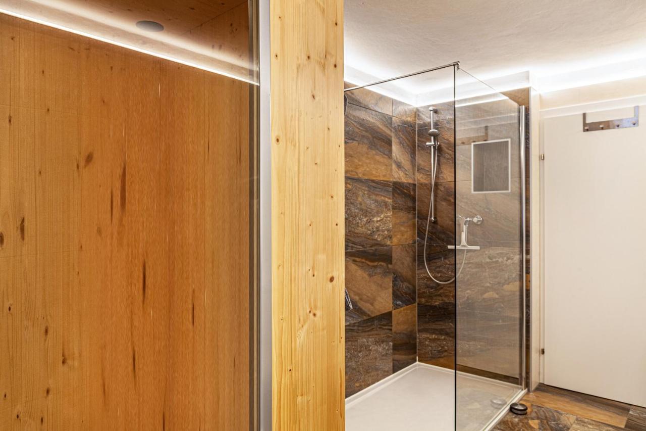 Ferienwohnung Galerie Kaiser Mayrhofen Ngoại thất bức ảnh