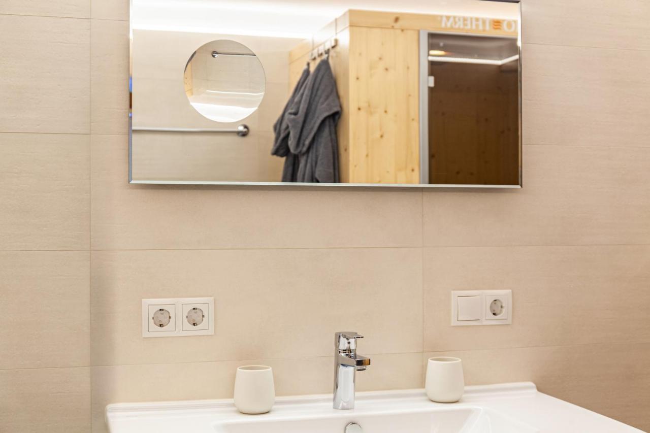 Ferienwohnung Galerie Kaiser Mayrhofen Ngoại thất bức ảnh