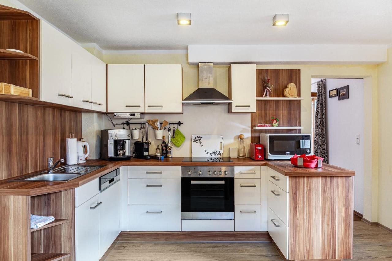 Ferienwohnung Galerie Kaiser Mayrhofen Ngoại thất bức ảnh